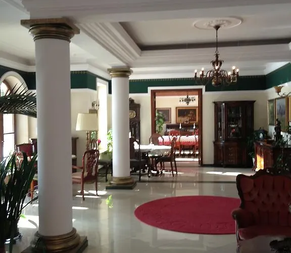 Palac Zdrojowy アパートホテル