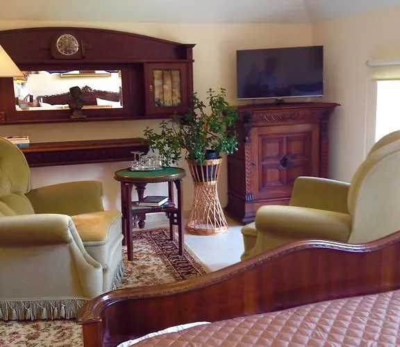 アパートホテル Palac Zdrojowy 3*