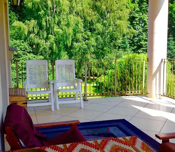 アパートホテル Palac Zdrojowy 3*